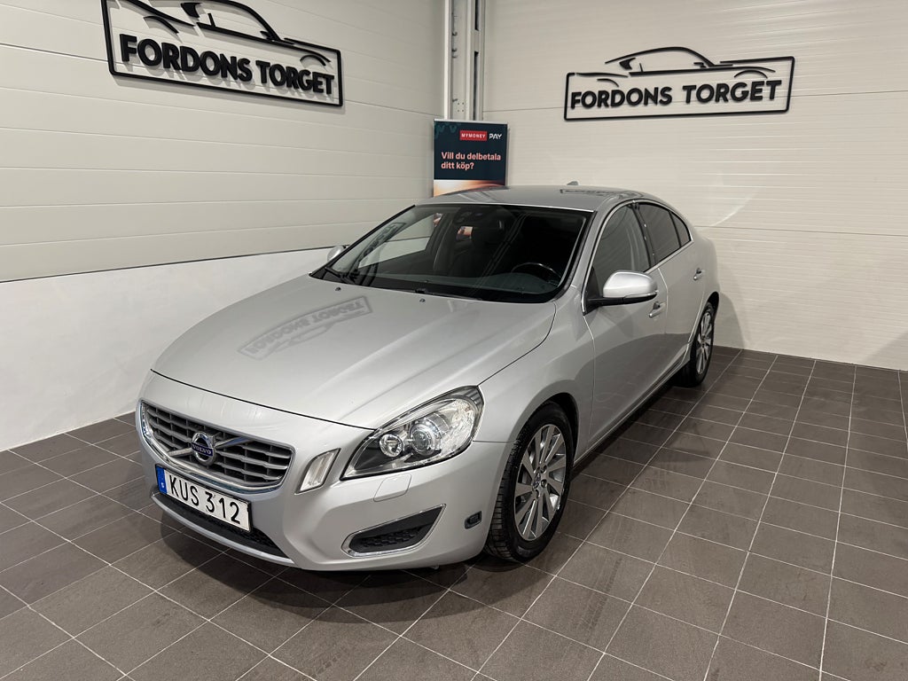 Volvo S60 2.0T Momentum Business Edition P-Senaorer|Nyservad|