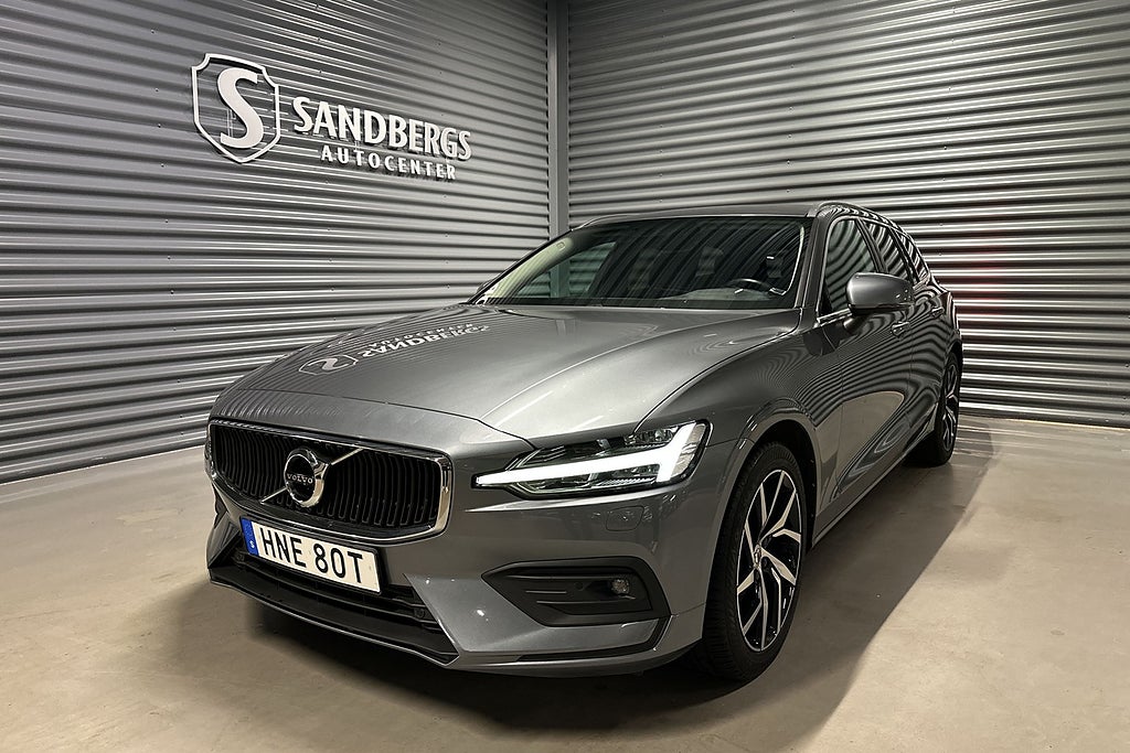 Volvo V60 D4 AWD Momentum Värmare Navi Skinn Keyless Drag