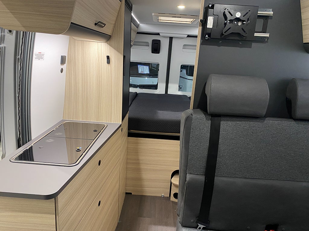 Sun Living V 60 SP / Automat / Under 6 meter / Van/Plåtis - Sun Living