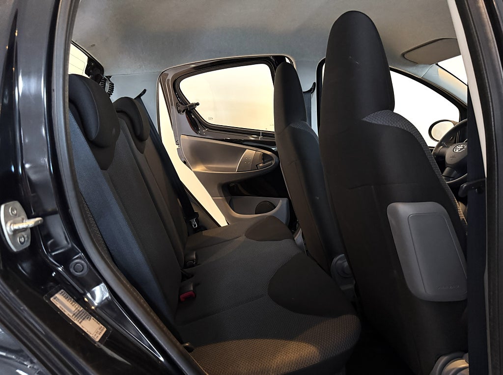 Toyota Aygo 5-dörrar 1.0 VVT-i MultiMode 68HK LÅGMIL AC