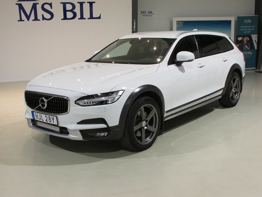 Volvo V90 Cross Country D4 AWD Geartronic Euro 6 DRAG NAVI KAMERA VOC