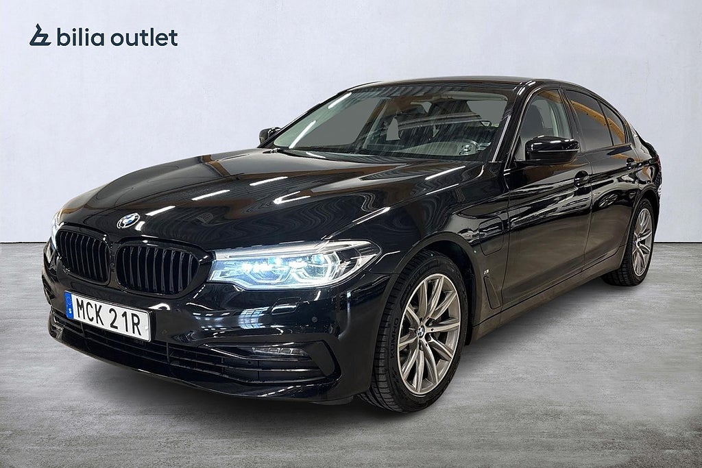 BMW 530e iPerformance Sport line / Navi /Kamera / HIFI / Skinn