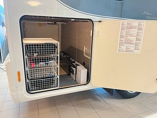 Husbil-halvintegrerad Hobby (SÅLD) 9 av 24
