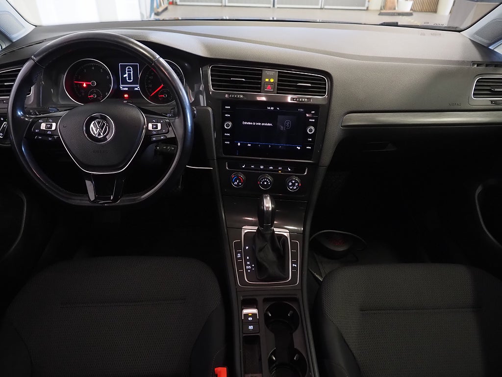 Volkswagen Golf Sportscombi 1.0 TSI DSG Dragkrok Backkamera M-Värmare 2018