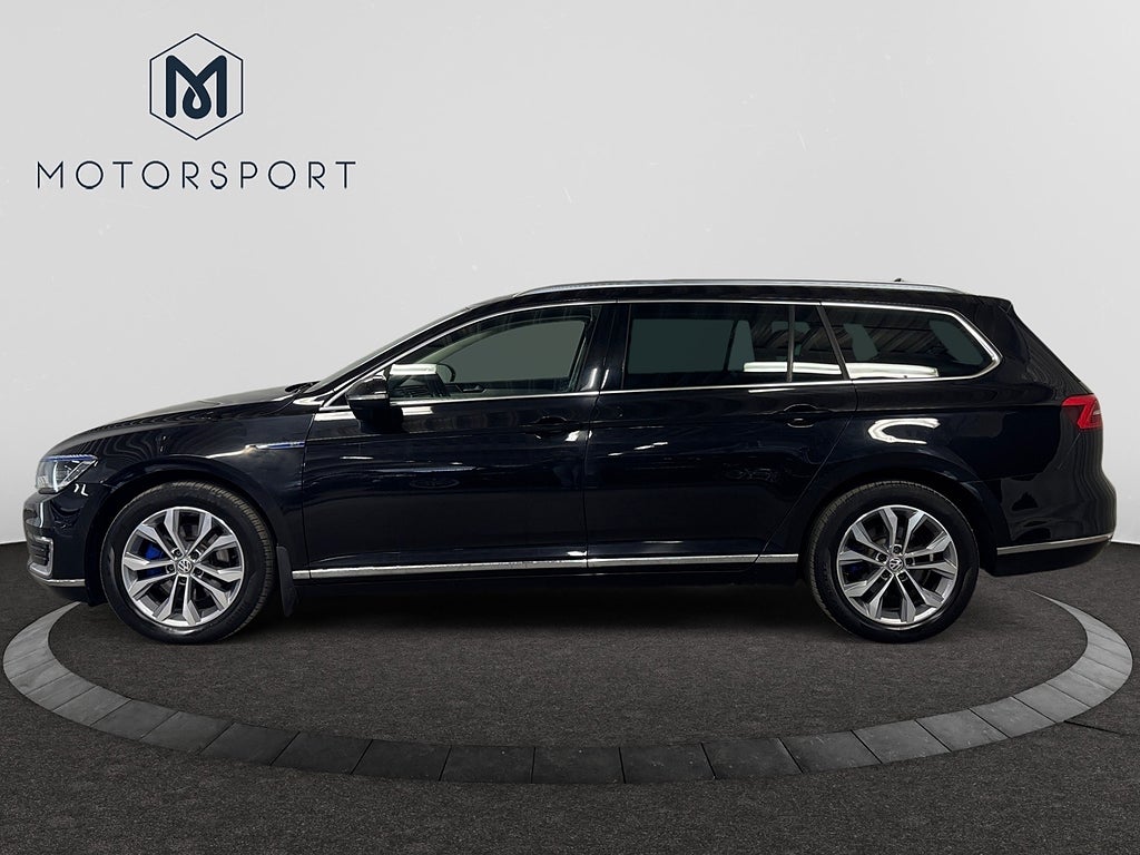Volkswagen Passat Variant GTE 1.4 TSI Aut Adpt-fart B-kamera Drag Värmare bild 3