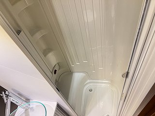 Husbil-halvintegrerad Adria MATRIX SUPREME M 687 SL 26 av 36