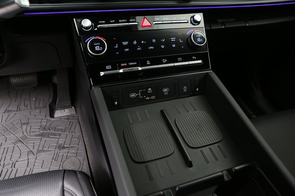 Hyundai Santa Fe PHEV 4WD 7-sits 288HK Calligraphy Line| 1700kg dragvikt 2026