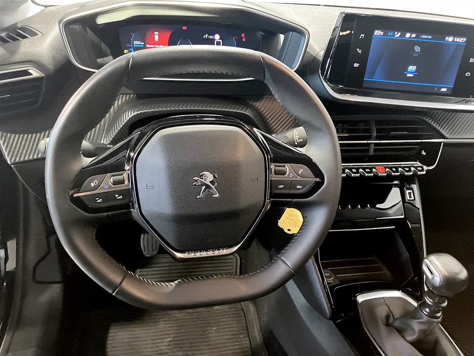 Bild på Peugeot 208 Allure Pack 1.2 PT 100hk BACKSENSORER