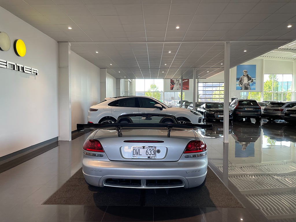 Dodge Viper 2005 - miniatyr 6