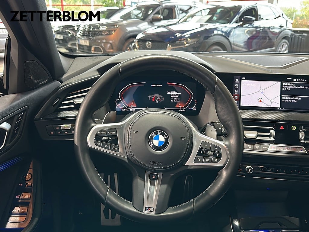Halvkombi BMW M135i 12 av 23