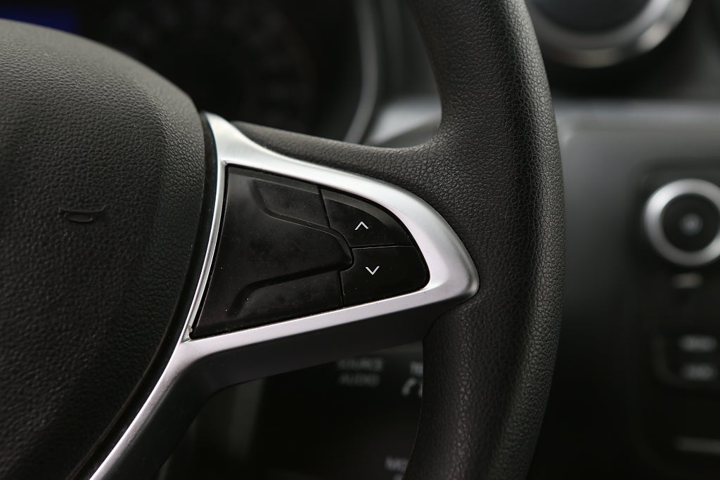 Dacia Duster 1,0 TCe 91hk Bluetooth Farthållare P-sensorer 2021