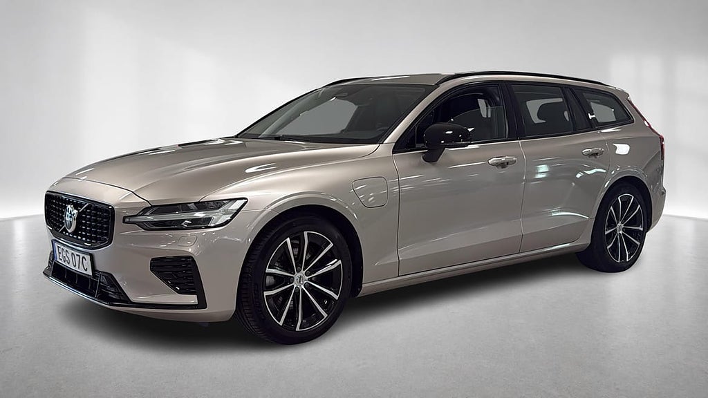 Volvo V60 T6 Plus Dark Edition