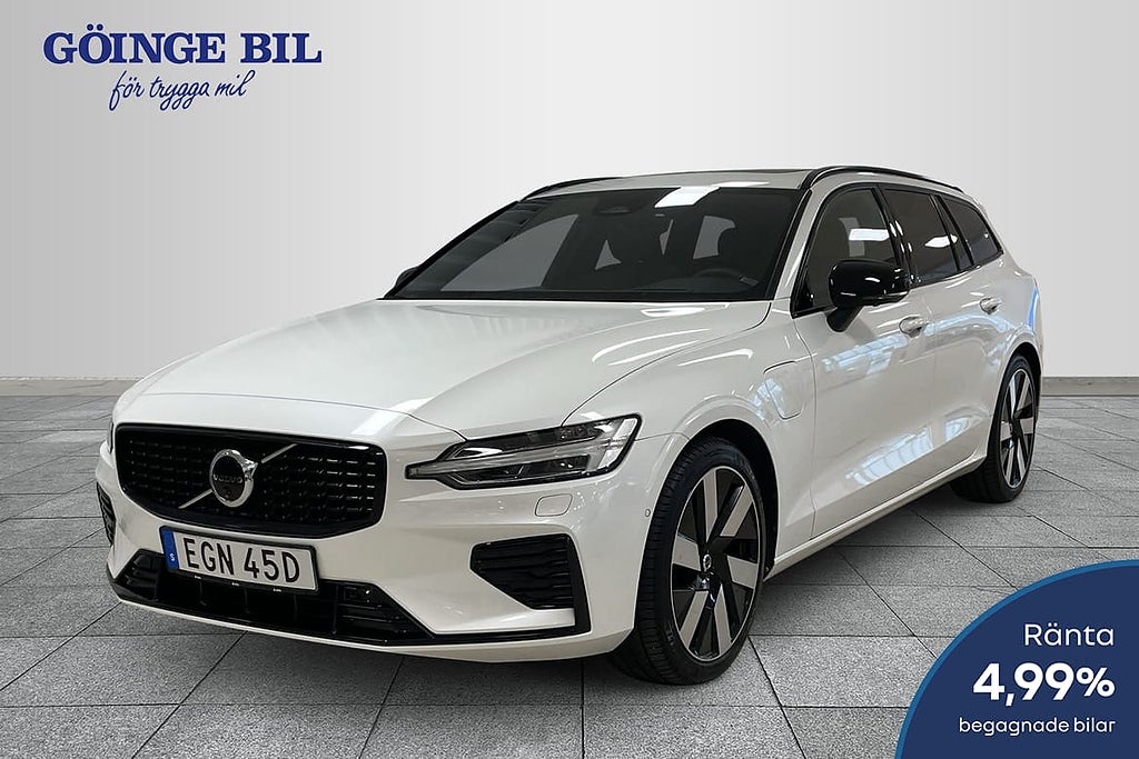Volvo V60 Recharge T8 Ultimate Dark/ Dragkrok/ 360 Kamera/ Panorama/ Head.