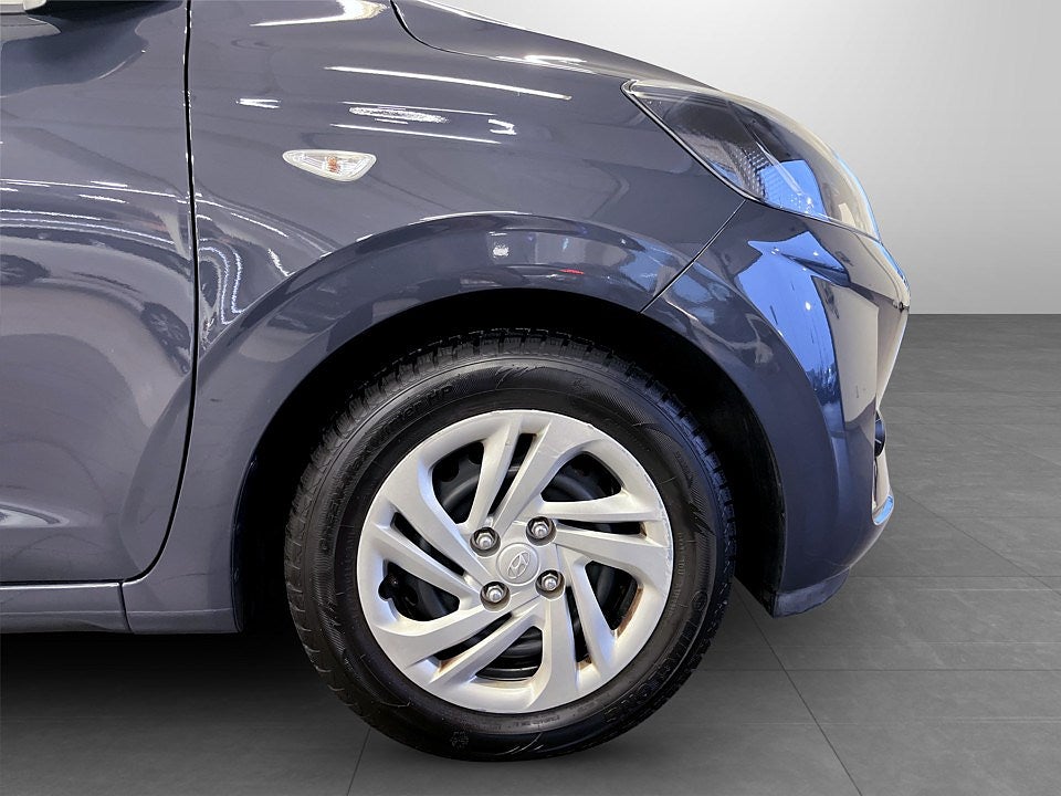 Bild på Hyundai i10 Essential 1.0 67hk - CARPLAY, RATTVÄRME