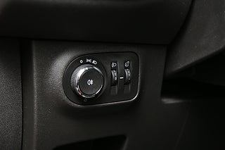 Halvkombi Opel Corsa 13 av 25