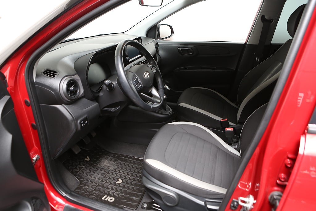 Hyundai i10 1,0 blue Essential CarPlay 2-tons lack 2024