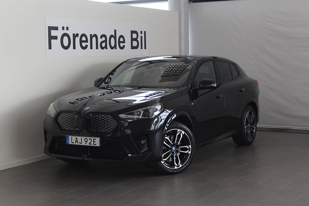 BMW iX2 xDrive30 M Sport H/K Drag Fri Service* 4,95%