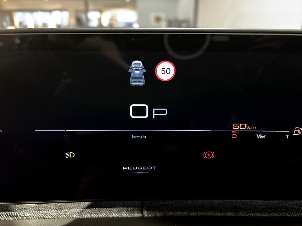 Bild på Peugeot 5008 GT Hybrid 145hk Aut 7-SITS B-KAMERA NAVI