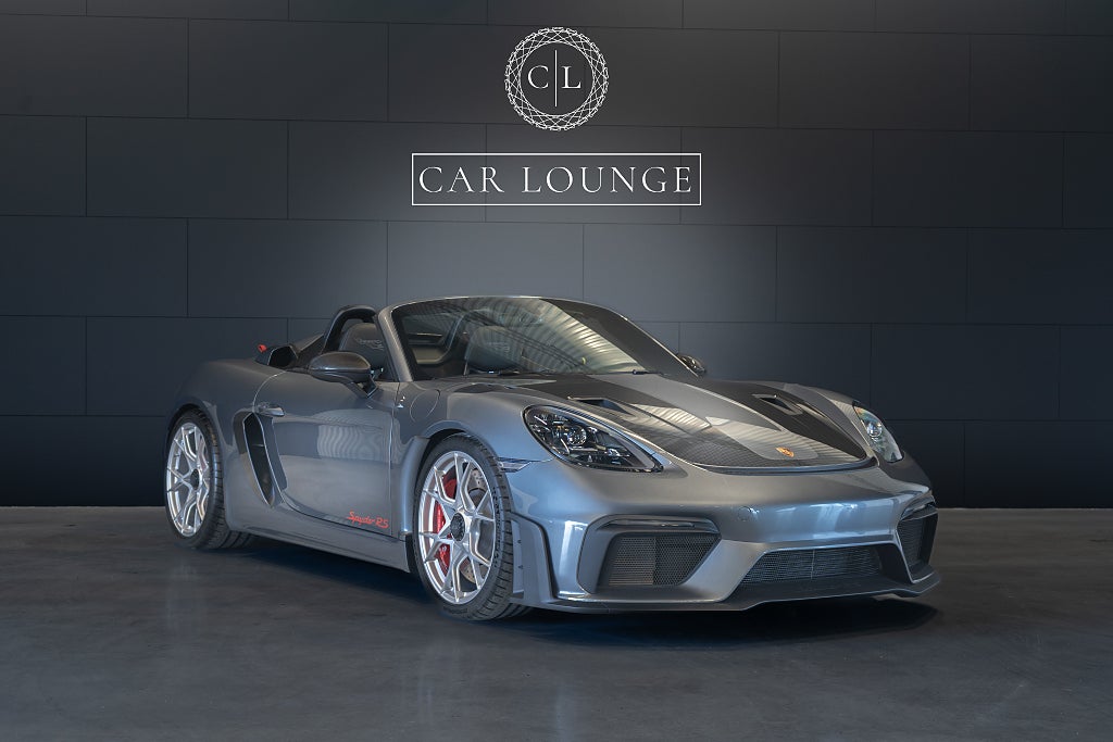 Porsche Boxster 718 Spyder RS \ Weissach paket \