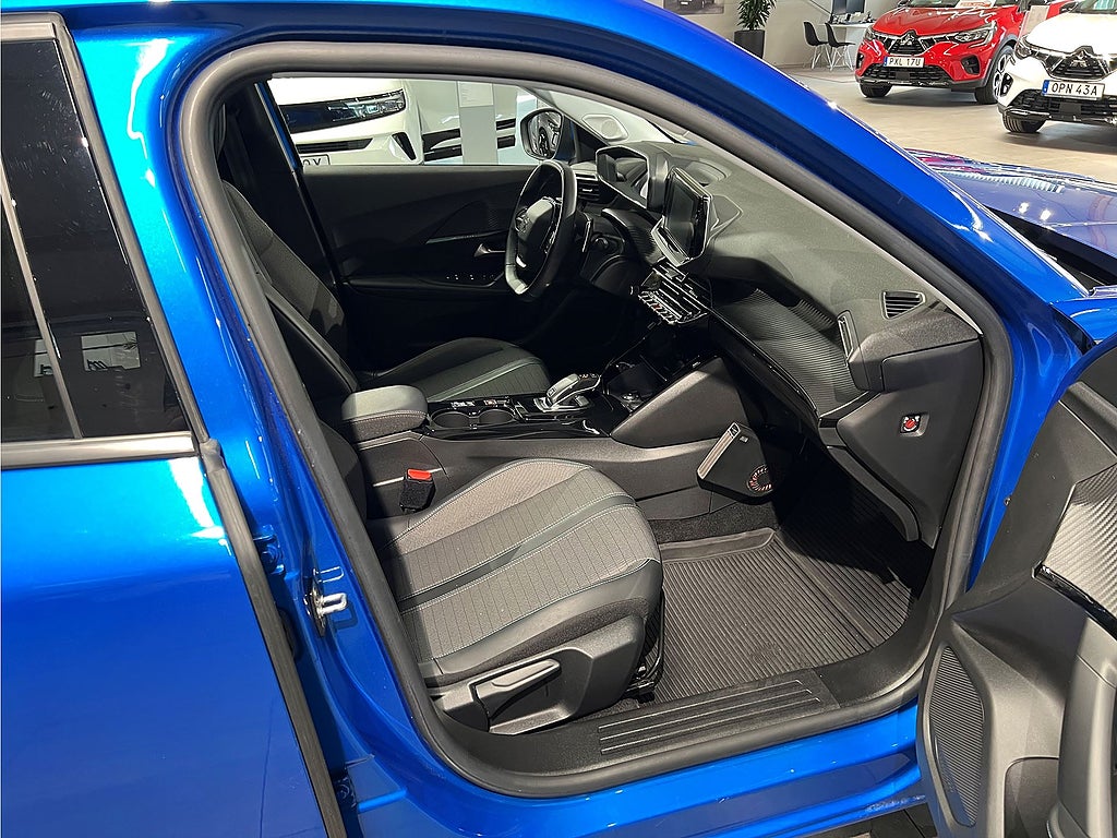 Bild på Peugeot 2008 Allure Pack 1.2 PT 130hk Aut - CARPLAY, B-KAMERA