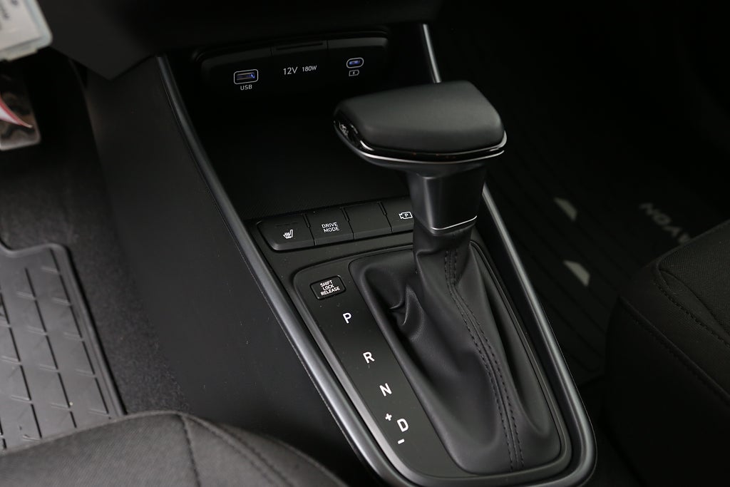 Hyundai Bayon 1.0 T-GDI Essential | Aut | Moms |