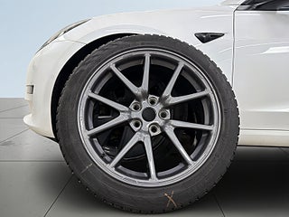 Tesla Model 3 Long Range AWD Long Range S&V/Kamera/Pano/Värmepump – bild 14
