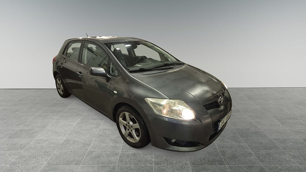 Toyota Auris 5-dörrar 2.0 D-4D Euro 5, Besiktigad