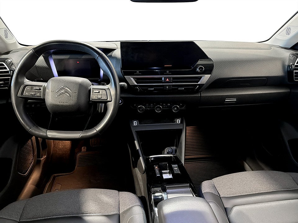 Bild på Citroën C4-X Shine 1.2 PT 130hk Aut B-KAMERA RATTVÄRME