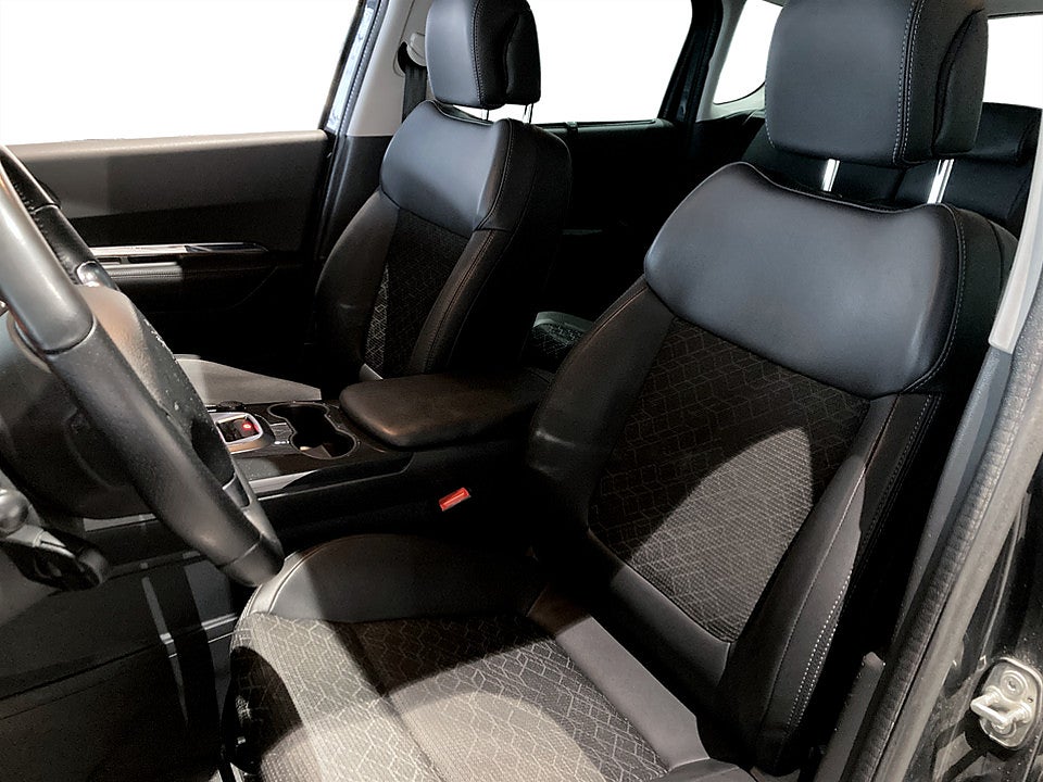 Bild på Peugeot 3008 Allure 1.6 BHDi 120hk Aut - B-KAMERA, PANO