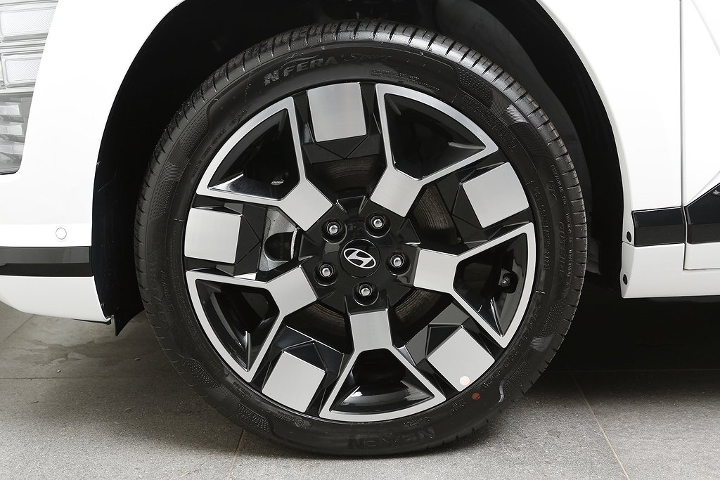 Hyundai Kona Electric 65kWh Advanced - Business lease 2025