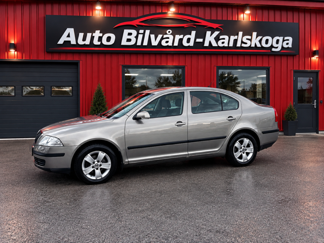 Skoda Octavia 1.6 MPI 102hk 2007, bild 4/35
