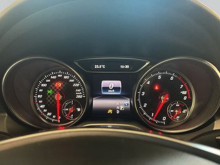 Mercedes-Benz A 200 7G-DCT AMG Sport Kamera Psens S&V-däck