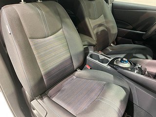 Halvkombi Nissan Leaf 10 av 23