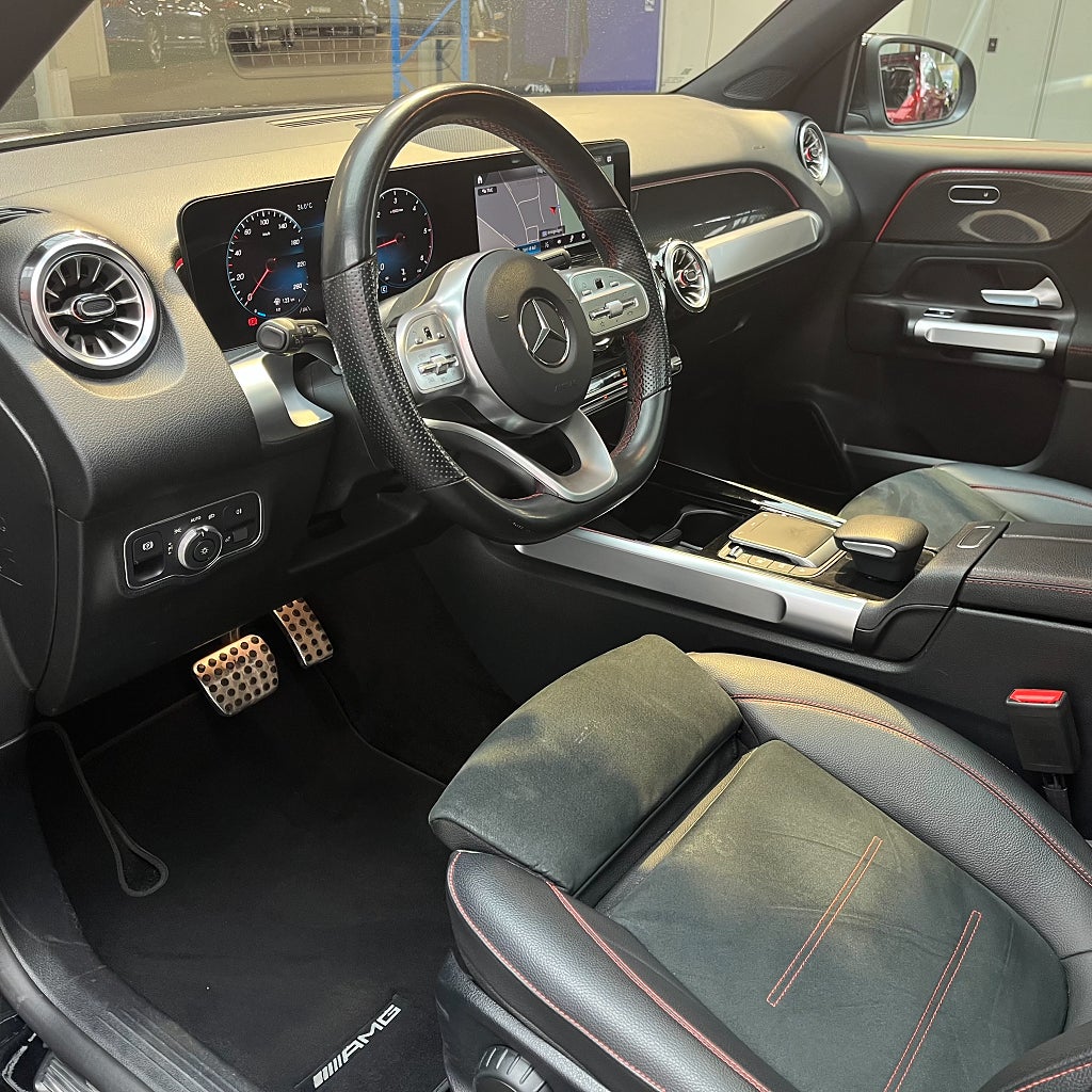 Mercedes-Benz GLB 200 d AMG Line Pano Navi Backkamera Widescreen 7-Sits