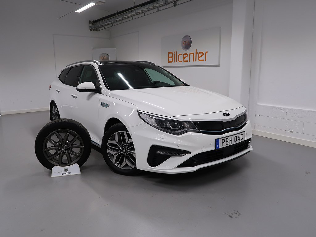 Kia Optima V-Däck ingår 360kamera-H/K-Pano-Ventstolar-Drag-Navi-Carplay