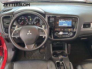 SUV Mitsubishi Outlander 10 av 14