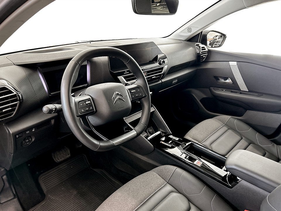 Bild på Citroën C4 Shine 1.2 PT 130hk Aut - 360-KAMERA, CARPLAY