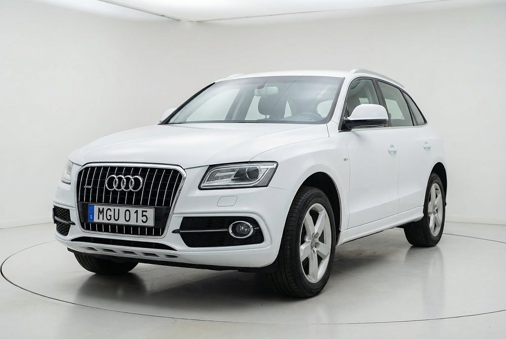 Audi Q5 2.0 TDI Q 190HK | S-Line |  Värmare | Drag | 19"