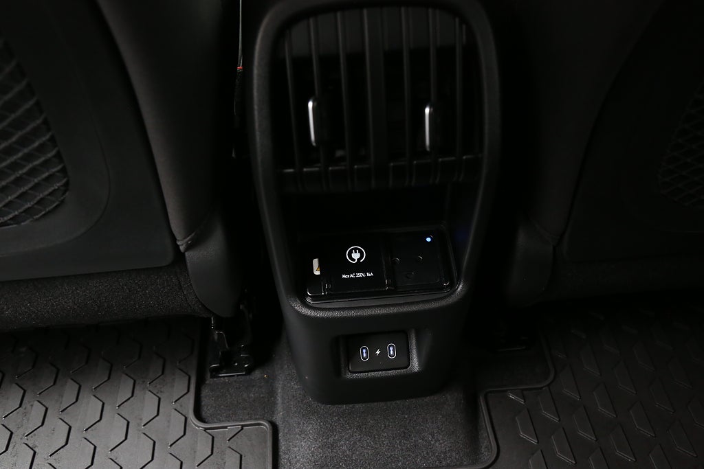 Hyundai Kona EV 48.4kWh Essential f.d Demobil | Kamera Navi Värmepump 2024