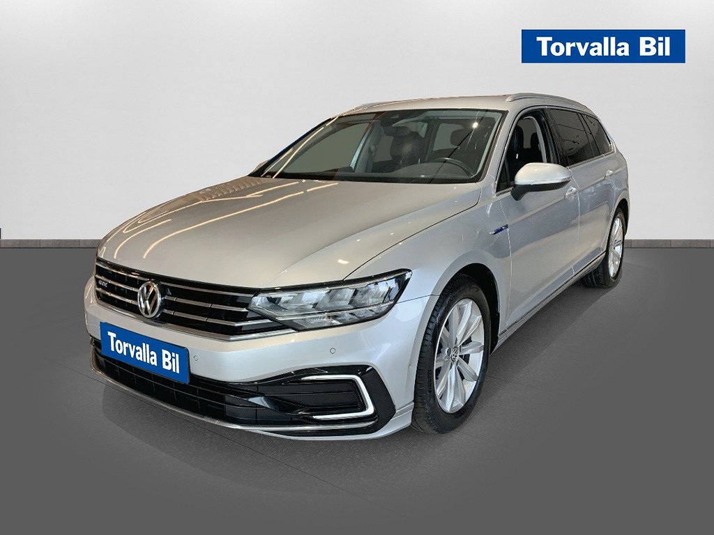 Volkswagen Passat SC GTE Dragkrok Värmare Navi V-hjul 