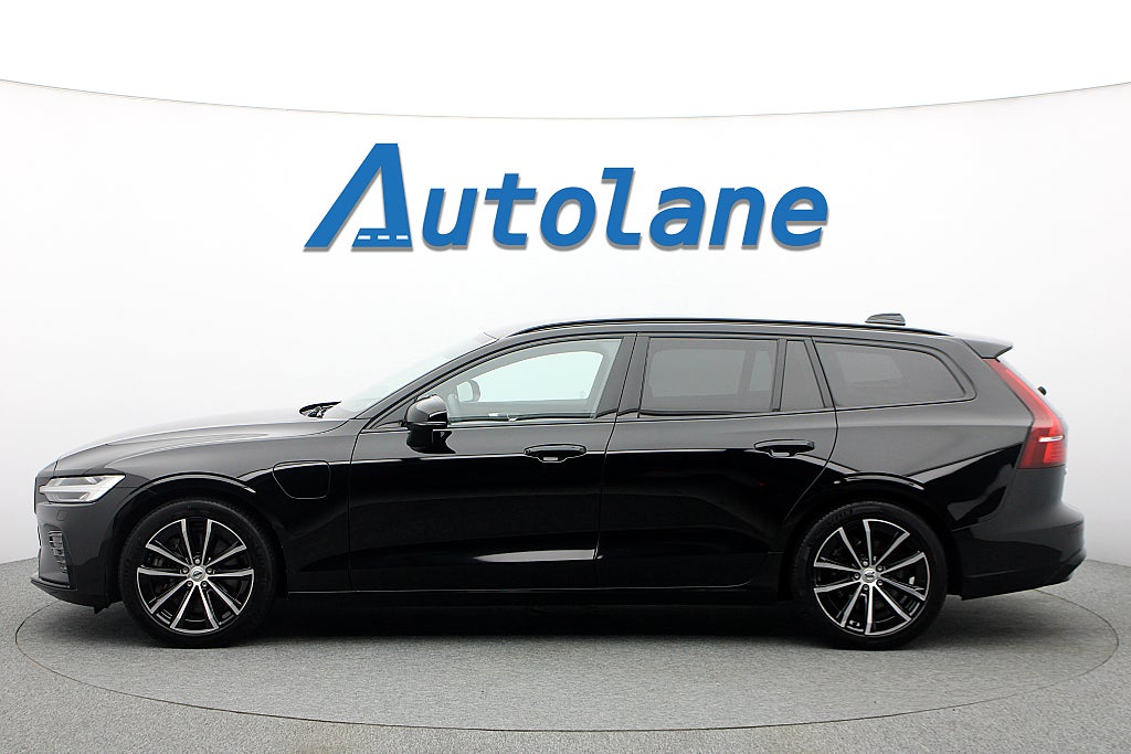Volvo V60 Recharge T6 AWD Plus Dark, B-Kamera, Drag, Skinn, 398hk