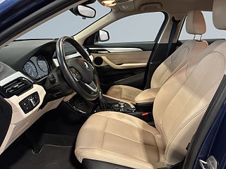 BMW X2 xDrive25e Aut Advantage Kamera Värmare HuD Skinn S&V – bild 7