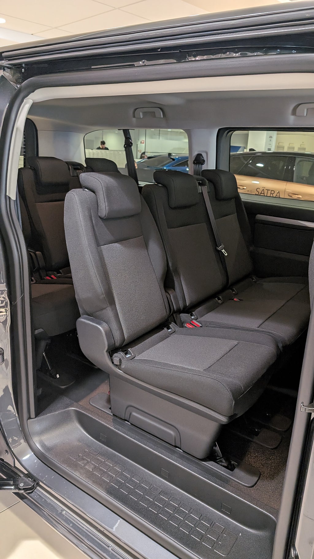 Bild på Peugeot Traveller Active Diesel 180 hk Automat