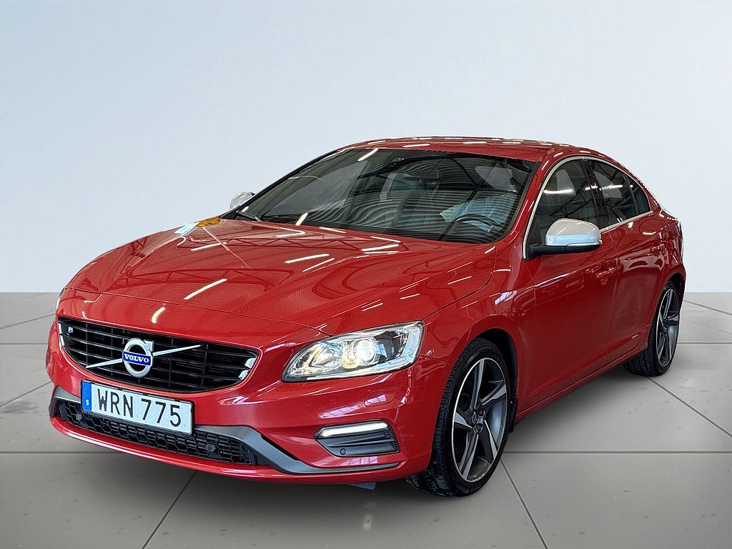 Volvo S60 T3 R-Design S&V-hjul/VOC/Pvärm/Psens/Skinn