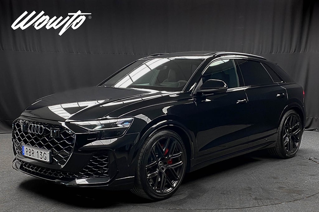 Audi RSQ8 600HK /Night Vis /HuD /Pano /Sportavgas /Se Spec