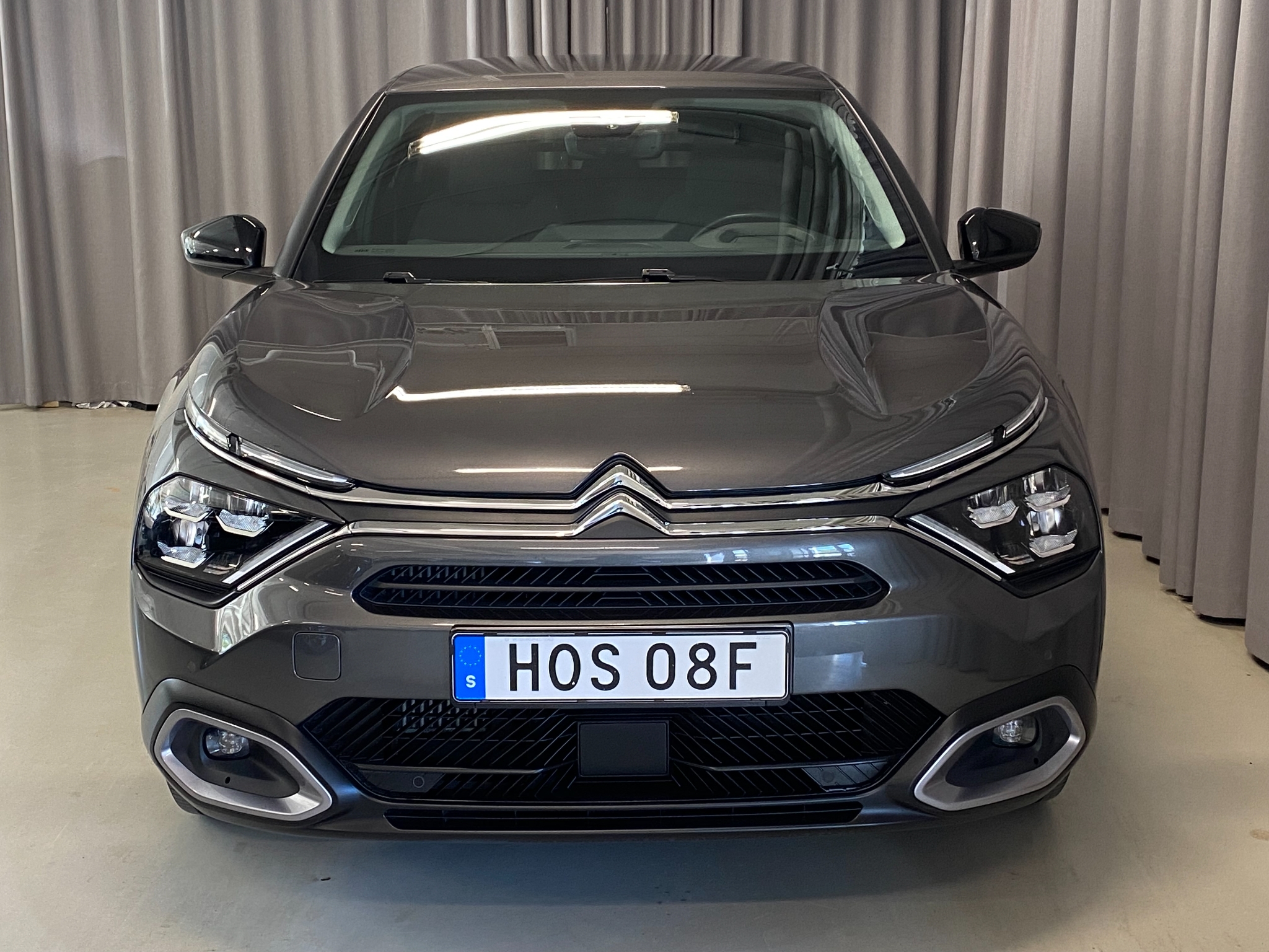 Citroen C4 Shine 130hk Automat 2023, bild 4/53
