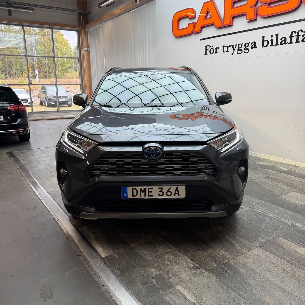 Toyota RAV4 Hybrid AWD-i E-CVT Executive Carplay Backkamera 222hk