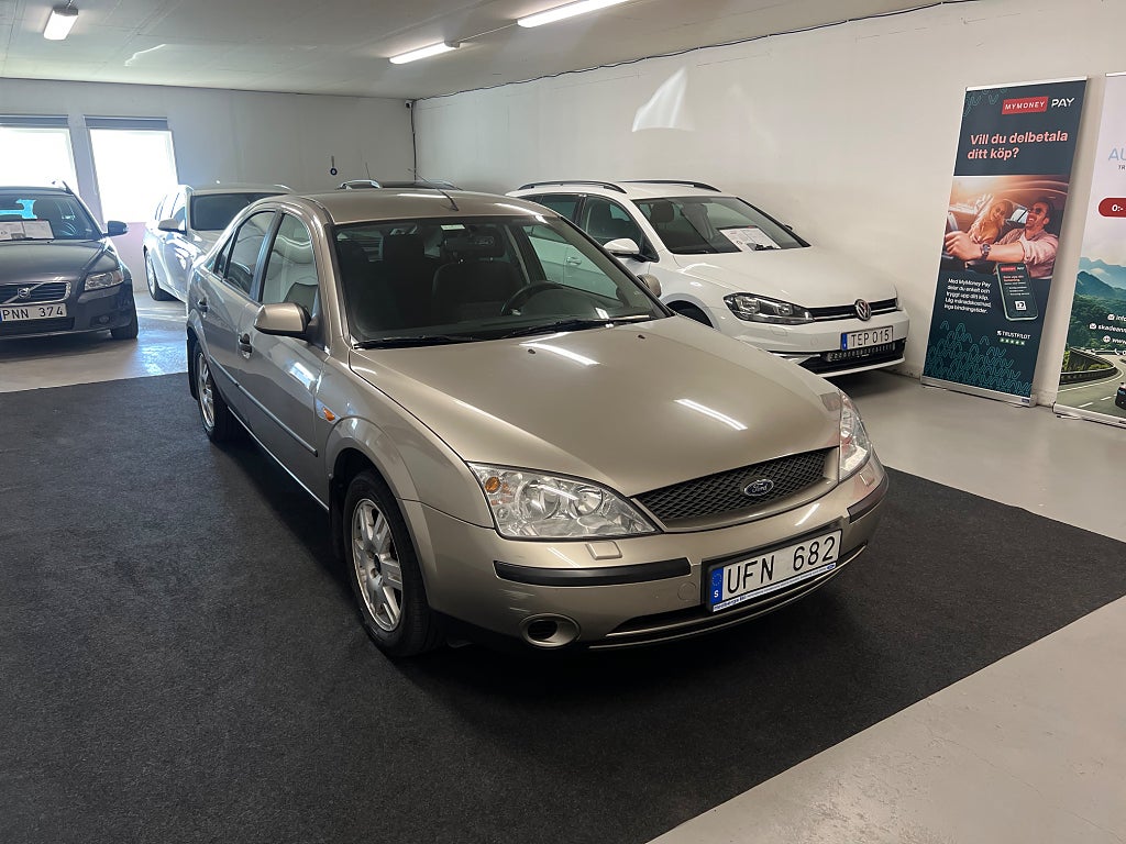 Ford Mondeo Hatchback 2.0 Manual, 145hp, 2003