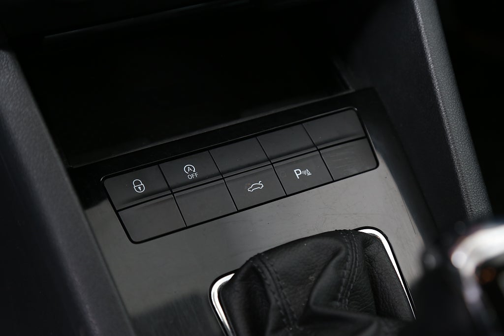 Skoda Octavia 1,4 TSI 150hk Style DSG Kombi Premiumpkt Webasto Drag 2018