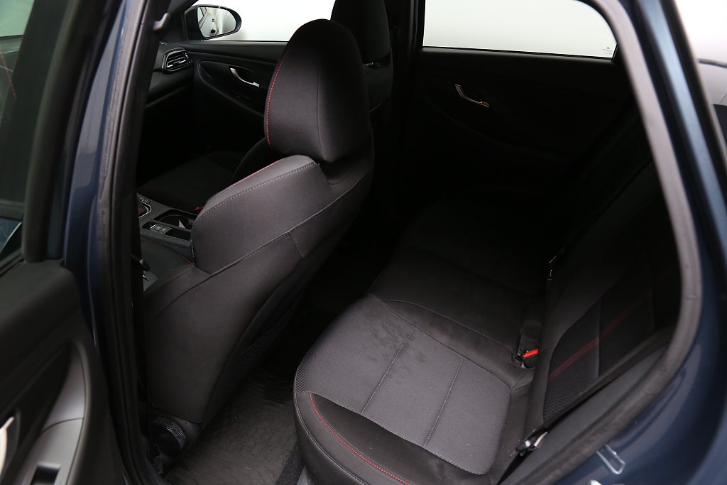 Hyundai i30 1,5 T-GDI 48V MHEV 159hk N-Line Aut Teknikpaket